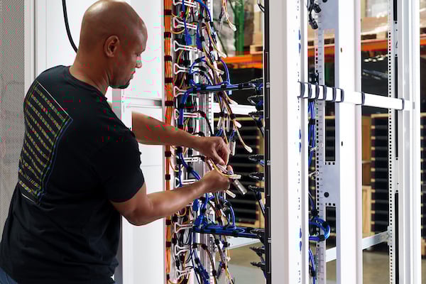 Why Hardware Staging in an Integration Center Speeds Deployment